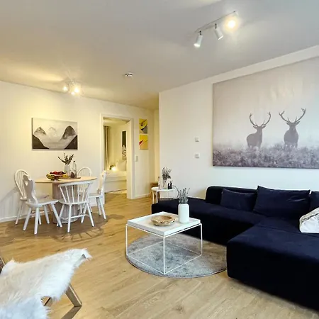 Gebirgsresort - 3 2 3 * Winterberg